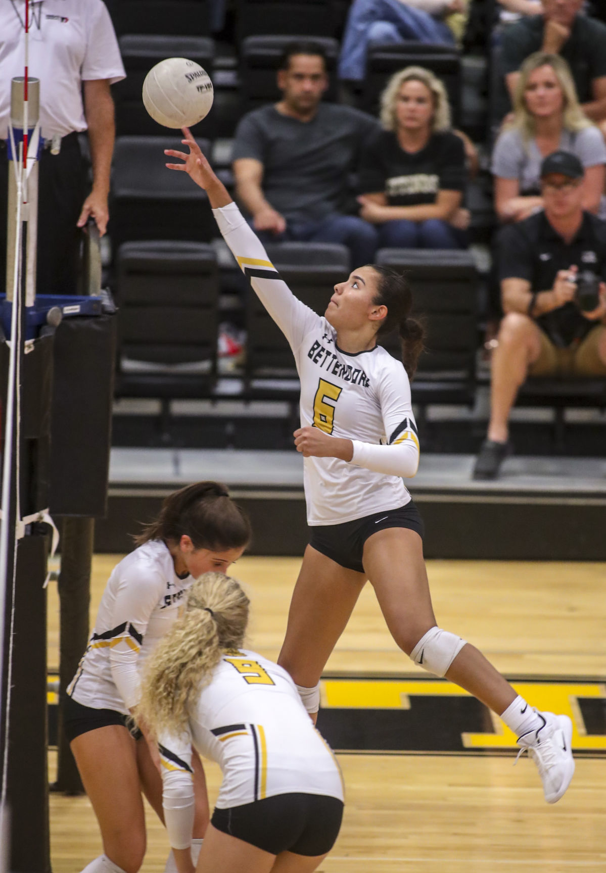 091818-MAC-volleyball-016